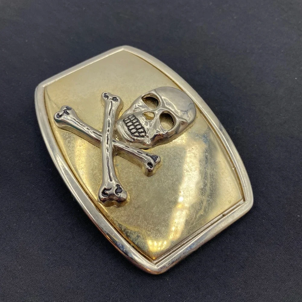 Skull Crossbones Belt Buckle Gold Silver Two-Tone Metal Biker Rock Edge Punk Y2K